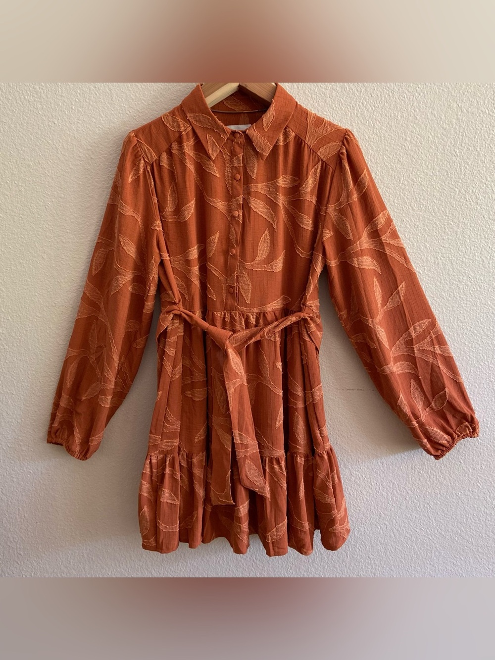 Dress - NWT - Umgee - Rust Colored - Textured Jacquard - Leaf Print - Collared.